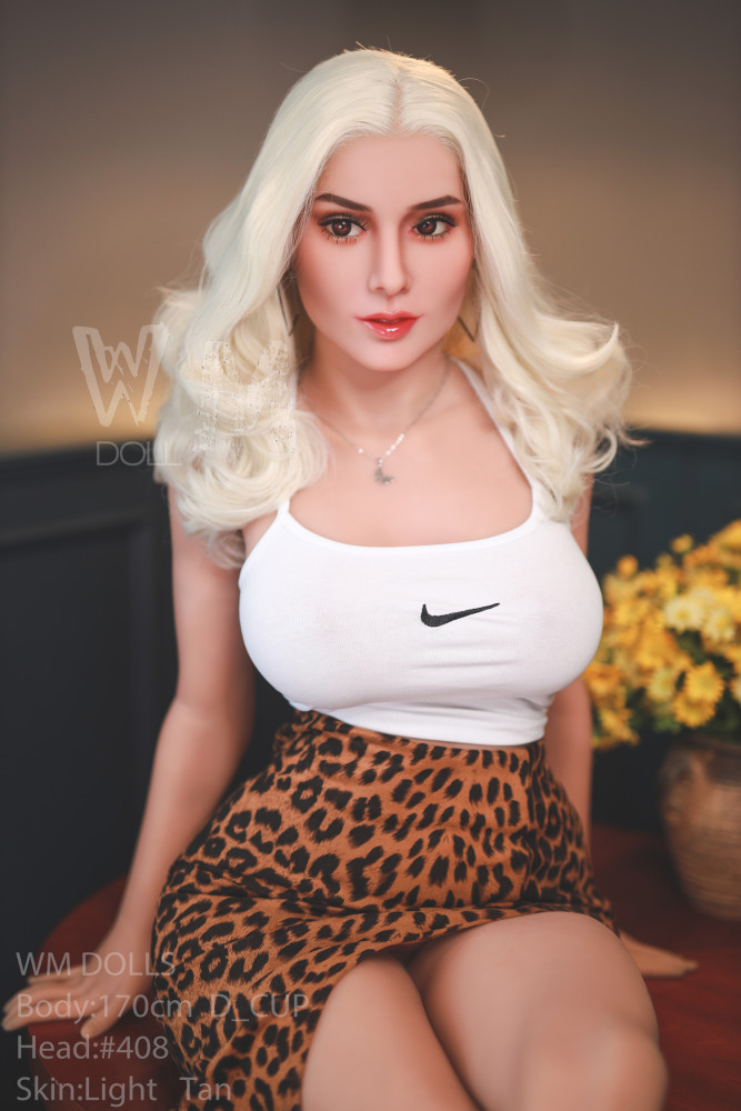 WM 5'58 FT (170CM) D-CUP WITH # 408