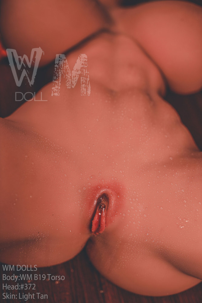 WM 2'7 FT (82CM) P-CUP Torso WITH # 372