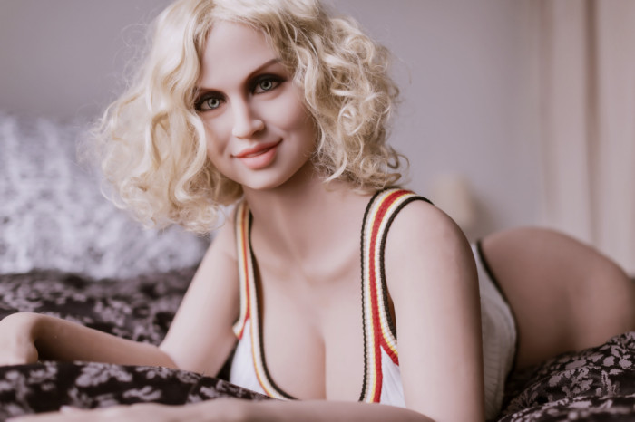 WM 2'9 FT (85CM) M-CUP Torso WITH # 195