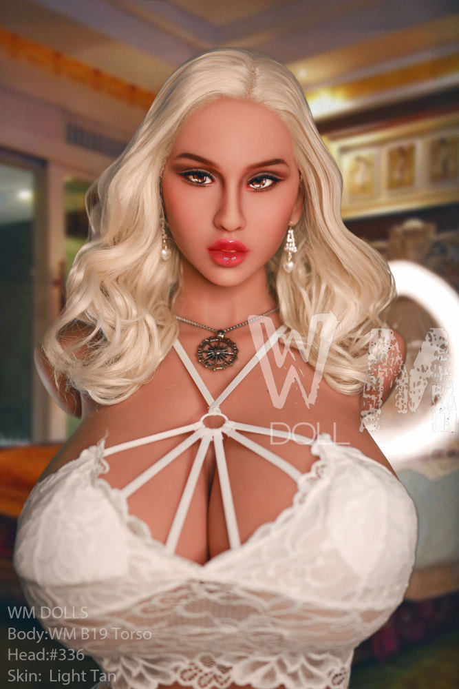 WM 2'7 FT (82CM) P-CUP Torso WITH # 336