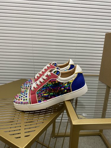 Christian Louboutin couple casual sneakers Rivet sports casual shoes couple style red bottom shoes