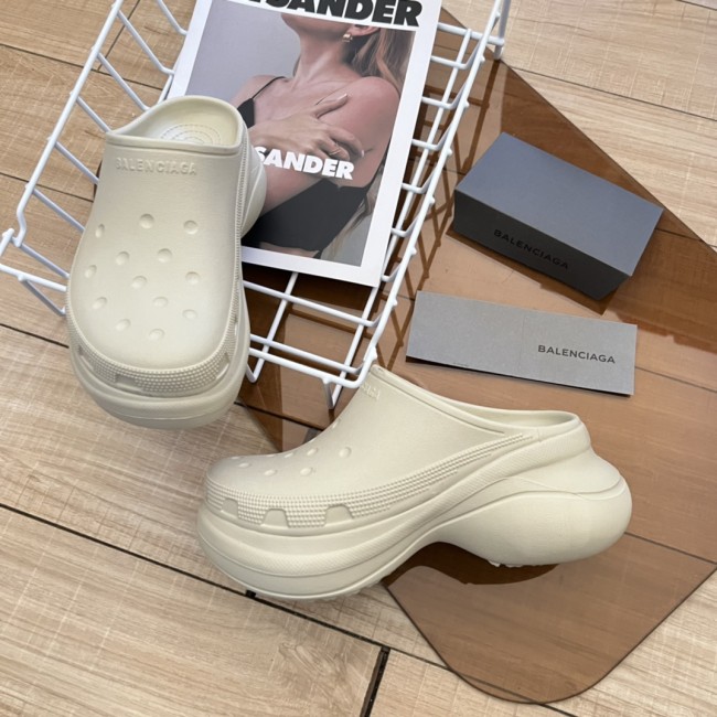 Balenciaga platform slippers sandals