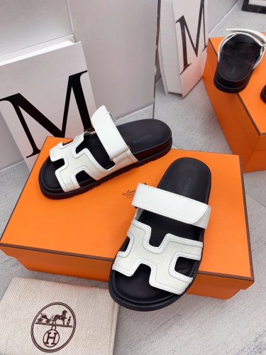 HERMES sandals