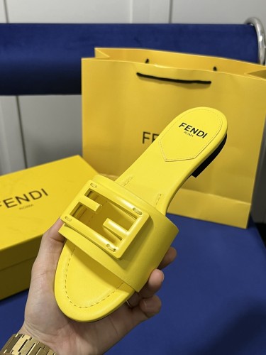 FENDI Spring Summer FF hollow buckle flat slippers Same color square buckle sandals Beach flat sandals