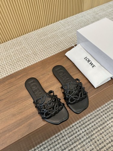 LOEWE Hollow Flat Slippers Casual Sandals Vacation Beach Shoes