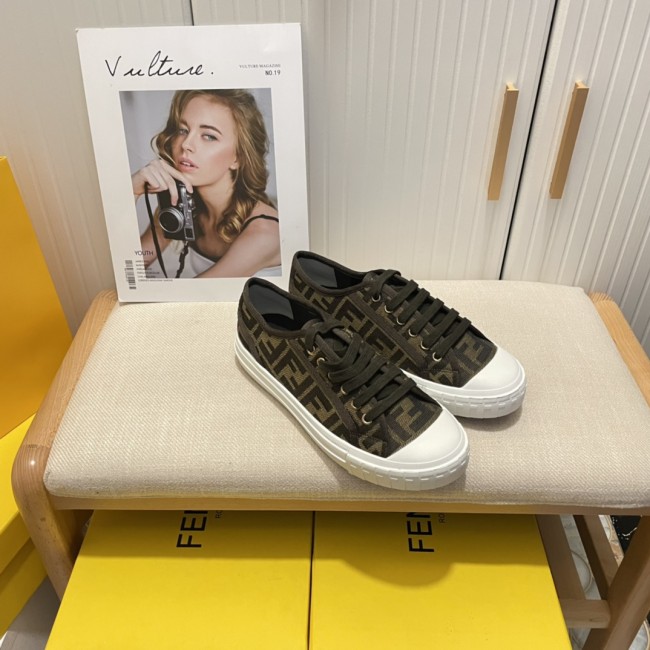 FENDI canvas casual shoes sneakers