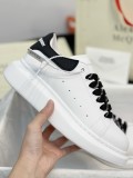 Alexander McQueen couple's rubber white shoes thick sole heightening casual shoes sports shoes board shoes hot selling classic style unisex