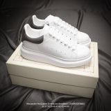 Italian luxury brand Alexander McQueen Sole leather sneakers low-top fashion platform shoes