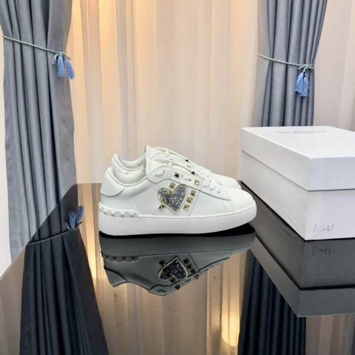 Women Men V*alentino Sneakers ( Arrenfashion)