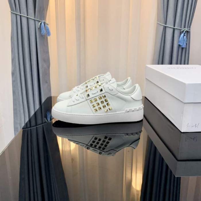 Women Men V*alentino Sneakers ( Arrenfashion)