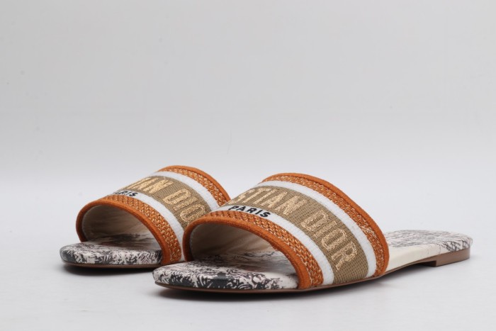  Arrenfashion Women D*or Sandals