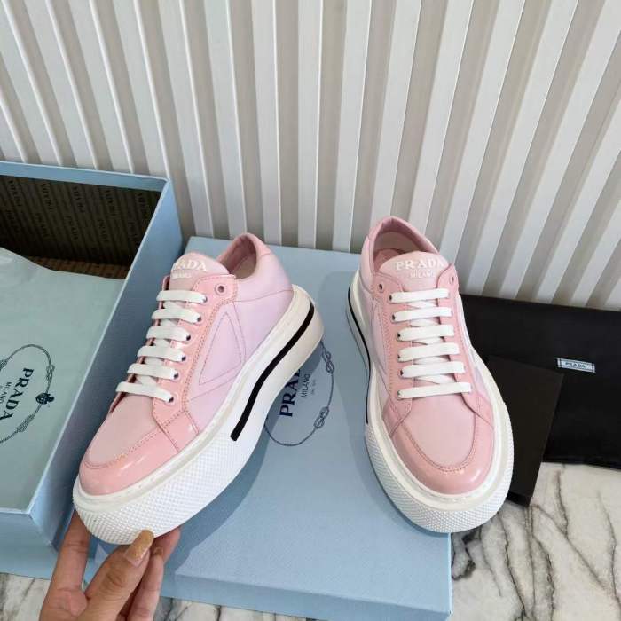  Arrenfashion Women P*rada Top Sneakers