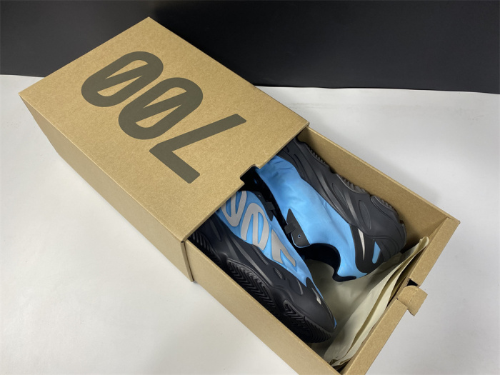  Arrenfashion  Arrenfashion Yeezy Boost 700 MNVN Bright Cyan GZ3079