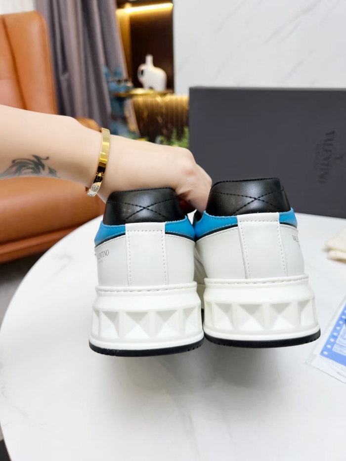  Arrenfashion Women Men V*alentino Sneakers ( Arrenfashion)