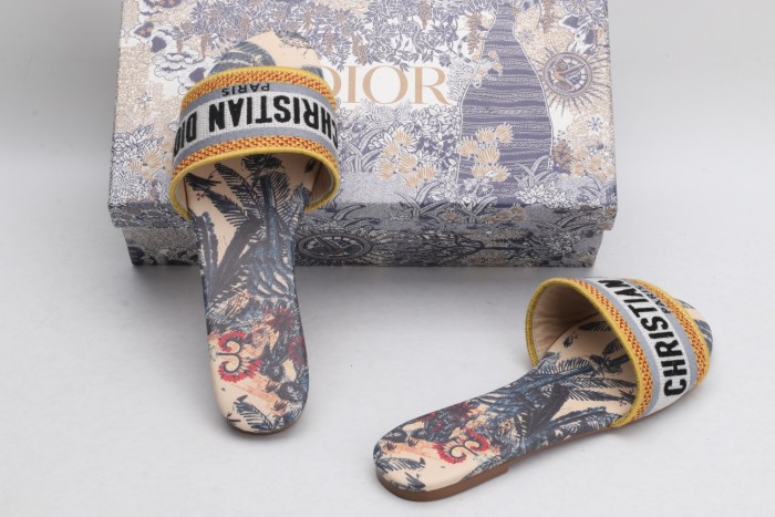  Arrenfashion Women D*or Sandals