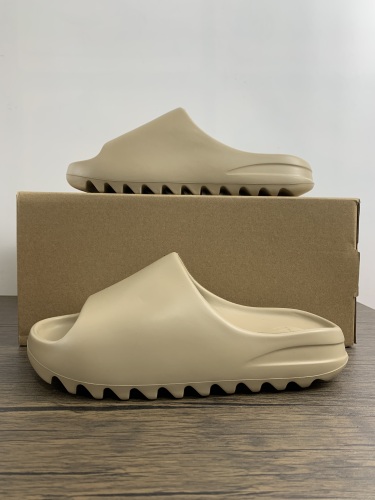  Arrenfashion  Arrenfashion Yeezy Slide GZ5554