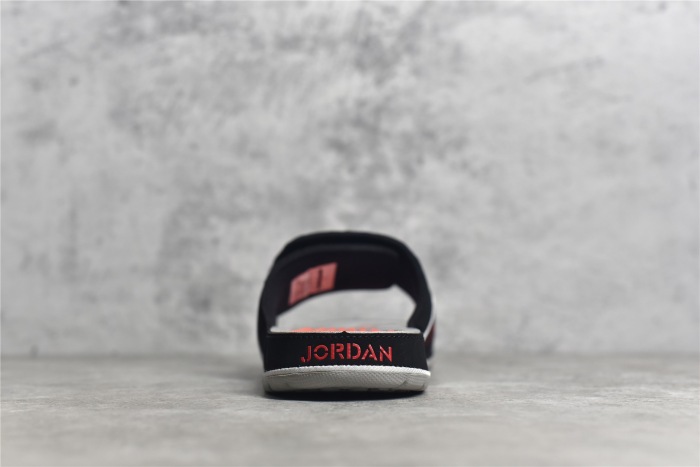 Nike Air Jordan 4 Slippers (Arrenfashion)