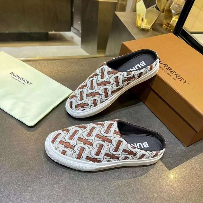 Men Women B*rberry Sneaker （Arrenfashion）