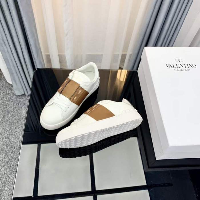 Women Men V*alentino Sneakers ( Arrenfashion)