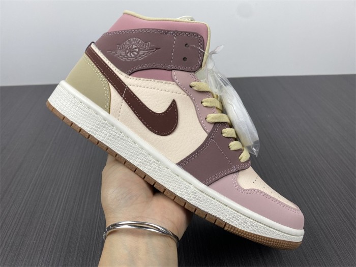 Arrenfashion Air Jordan 1 Mid DO7440-821