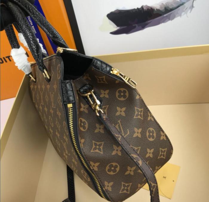  Arrenfashion L*ouis V*uitton Bag Top Quality 30*26*12cm