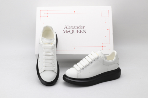  Arrenfashion A*exander M*queen Sneaker