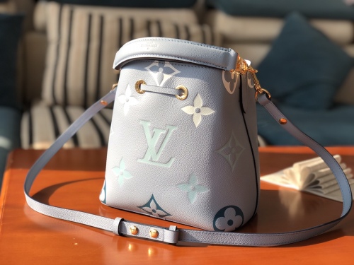  Arrenfashion L*ouis V*uitton Bag Top Quality 20 x 20 x 13cm