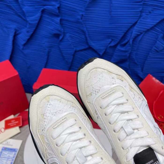 Women Men V*alentino Sneakers ( Arrenfashion)