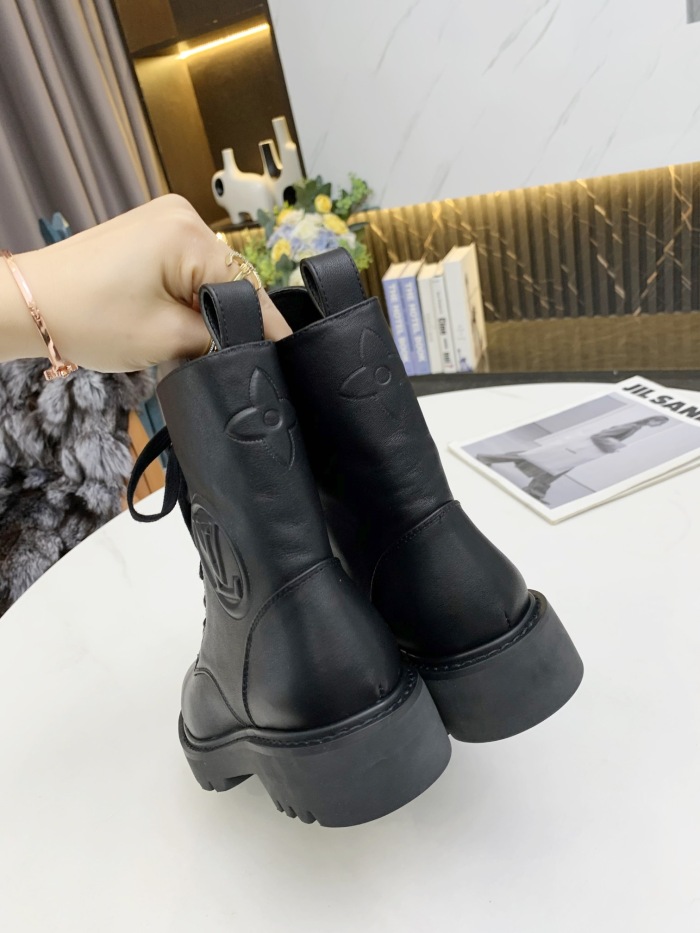 Women L*ouis V*uitton Top Boots ( Arrenfashion)