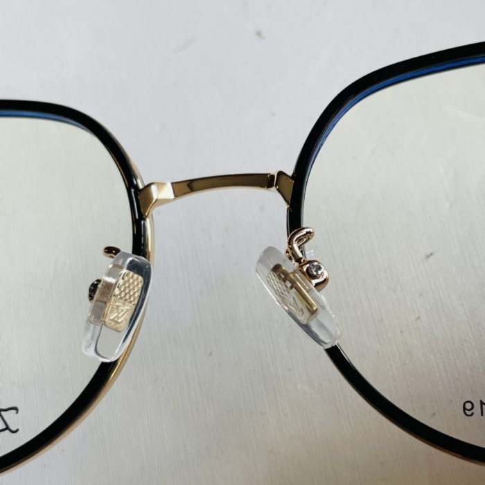  Arrenfashion L*ouis V*uitton Glasses Top