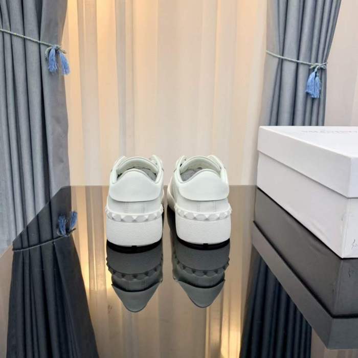 Women Men V*alentino Sneakers ( Arrenfashion)