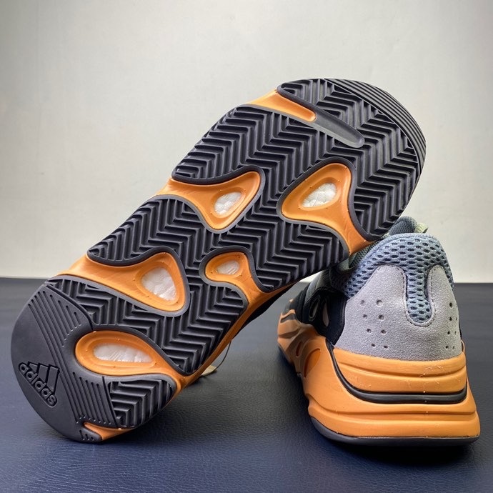  Arrenfashion  Arrenfashion Yeezy Boost 700 GW0296