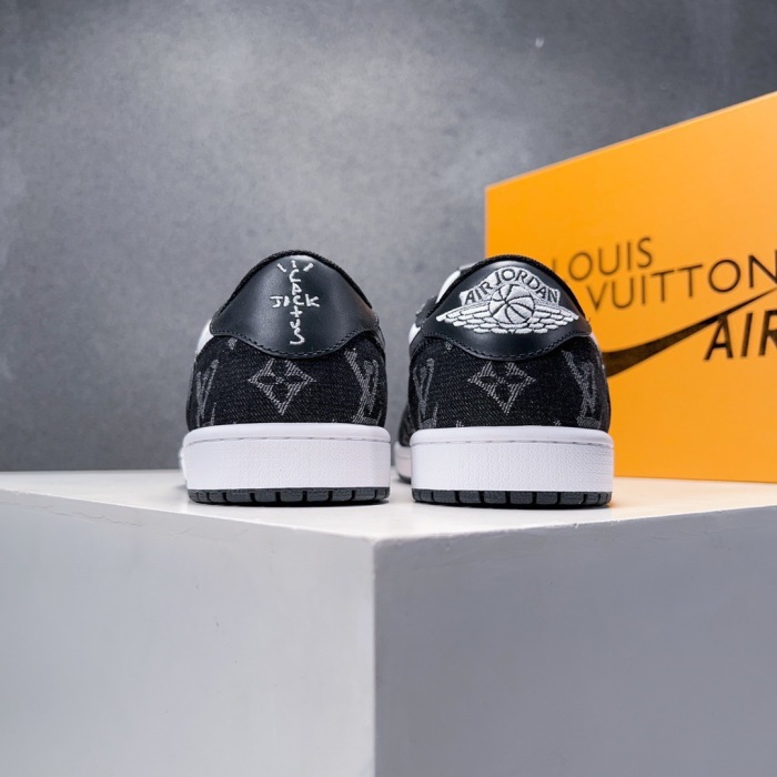 Men L*ouis V*uitton x NIKE Sneakers ( Arrenfashion)