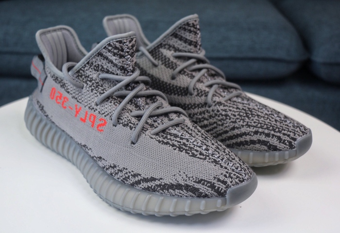  Arrenfashion  Arrenfashion Yeezy 350 Boost V2 Beluga 2.0
