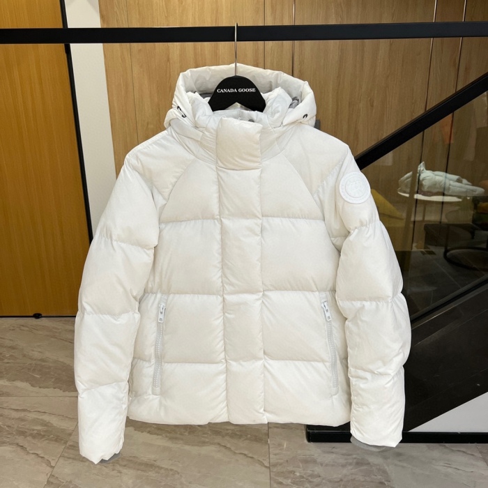  Arrenfashion Women Down jacket (Arrenfashion)