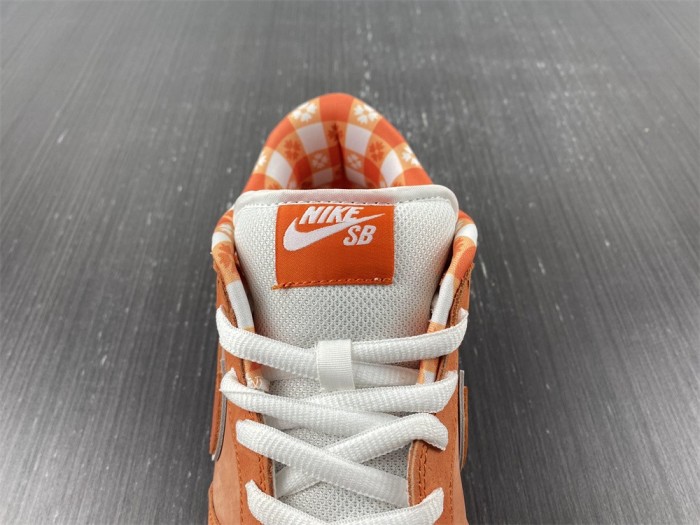  from Arrenfashion Concepts x Nike SB Dunk Low FD8776-800