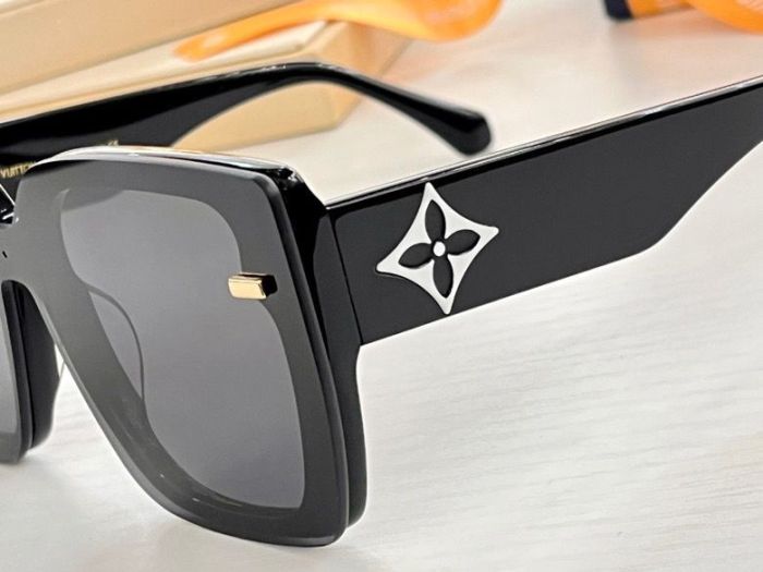  Arrenfashion Top Quality L*ouis V*uitton Glasses
