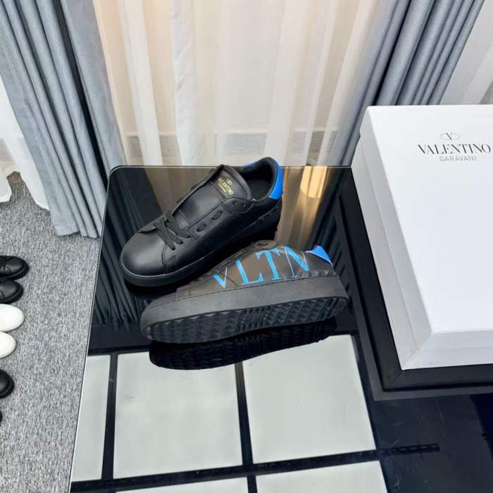 Women Men V*alentino Sneakers ( Arrenfashion)