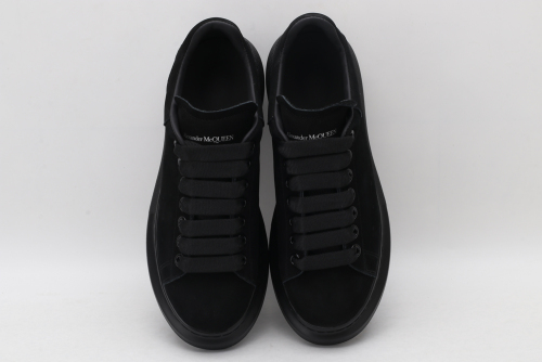  Arrenfashion A*exander M*queen Sneaker