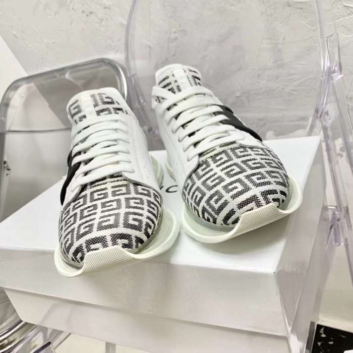 Men G*ivenchy Top Sneaker （ Arrenfashion ）
