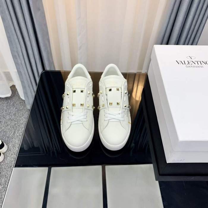 Women Men V*alentino Sneakers ( Arrenfashion)