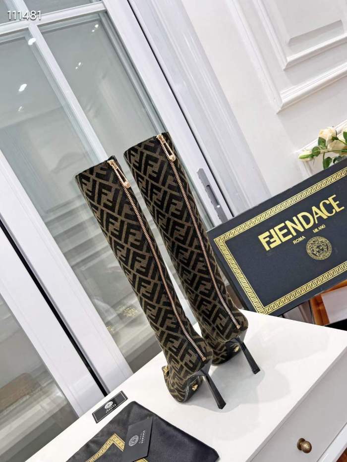 Women F*endi Top boots (Arrenfashion)
