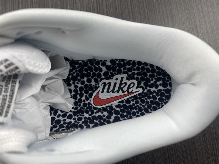  from Arrenfashion NIKE DUNK LOW WMNS “Metallic” DH4403-700