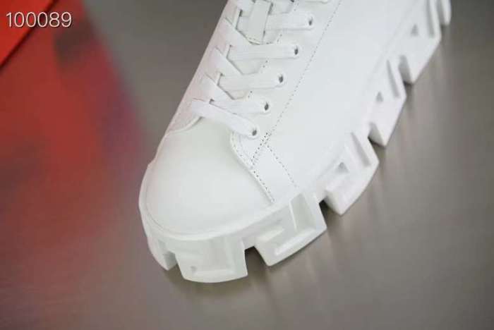 Men Women V*ersace Sneakers ( Arrenfashion)