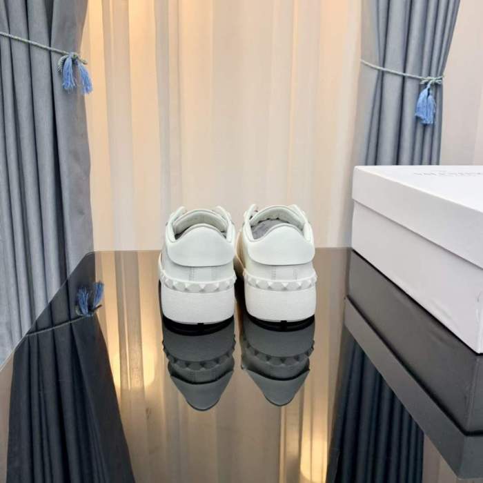 Women Men V*alentino Sneakers ( Arrenfashion)