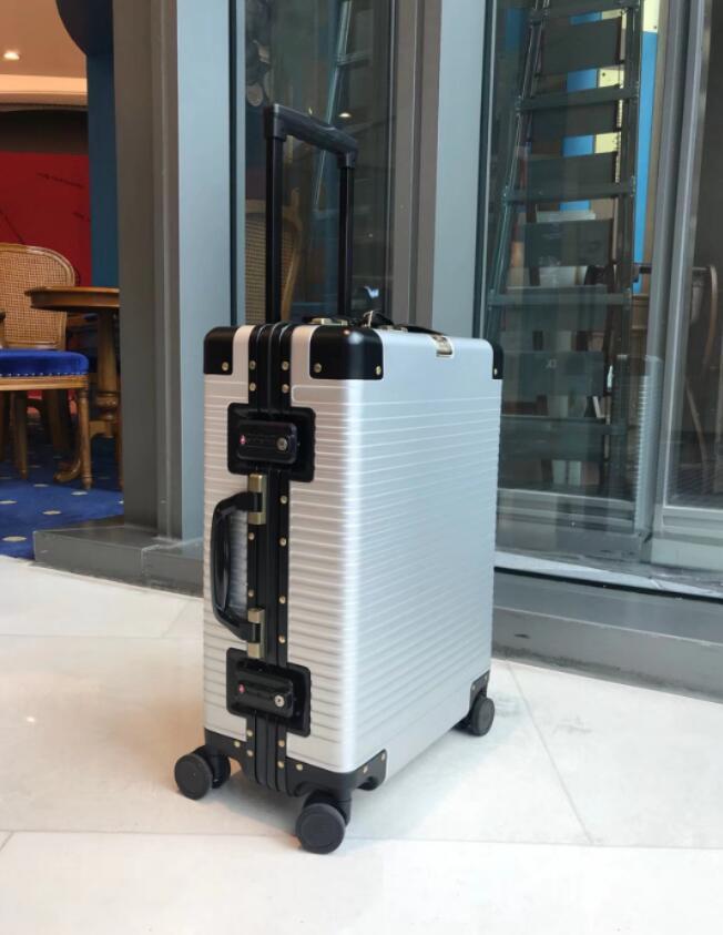 G*UCCI Luggage 20 inch （Arrenfashion）