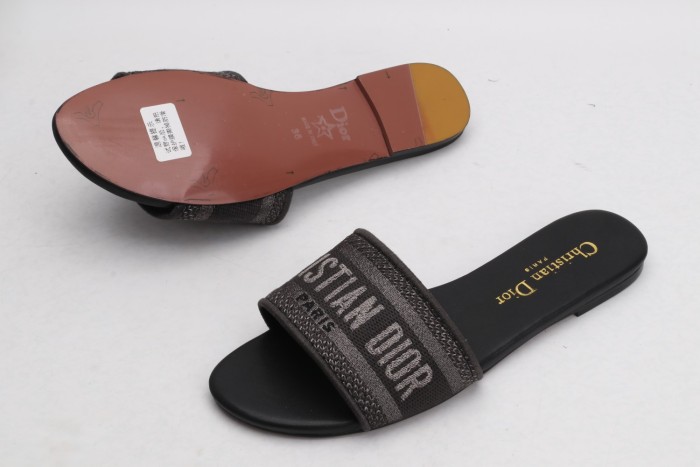  Arrenfashion Women D*or Sandals