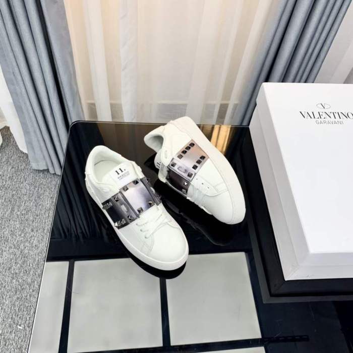 Women Men V*alentino Sneakers ( Arrenfashion)
