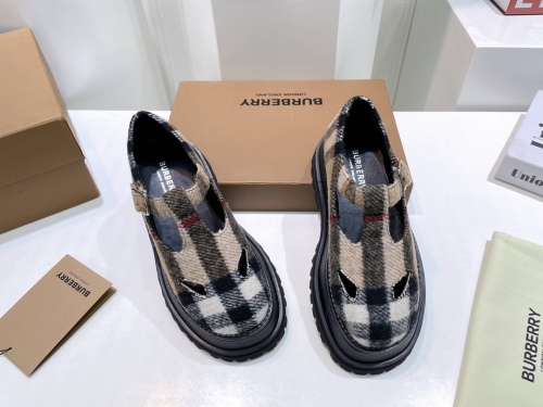  Arrenfashion Women B*urberry Top Sneaker