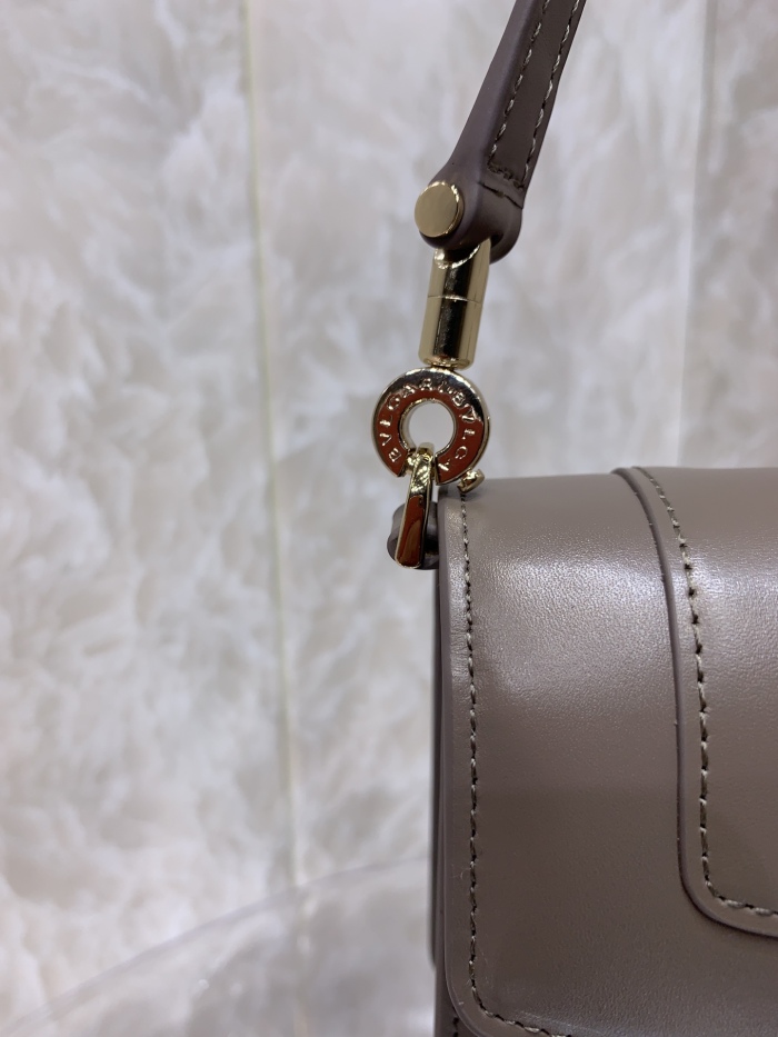  Arrenfashion B*vlgari Bag Top Quality 22*15*4.5CM